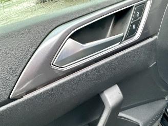 Volkswagen Polo 1.0 TSI 95pk aut + f1 Highline - nap - pano - sfeerverl - virtual - acc - front assist - carplay - pdc v+a picture 40