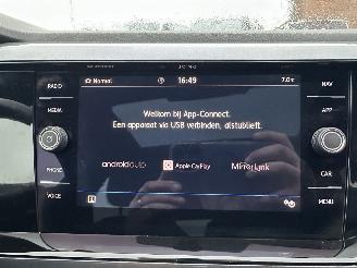 Volkswagen Polo 1.0 TSI 95pk aut + f1 Highline - nap - pano - sfeerverl - virtual - acc - front assist - carplay - pdc v+a picture 18