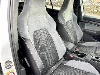 Volkswagen Golf 1.5 eTSI aut + f1 162pk R-Line - pano - hud - keyless - picture 16