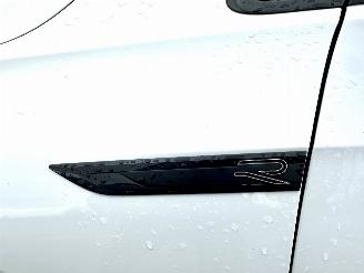 Volkswagen Golf 1.5 eTSI aut + f1 162pk R-Line - pano - hud - keyless - virtual - front + line + side + park assist picture 119