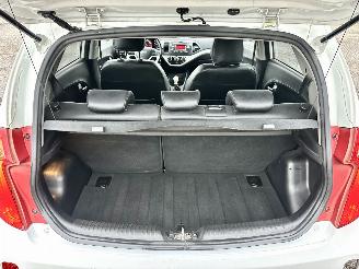 Kia Picanto 1.0 CVVT 69pk World Cup Ed 5drs - nap - airco - led - aux - usb - elektr pakket - lmv - privacy glass picture 55