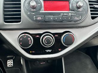 Kia Picanto 1.0 CVVT 69pk World Cup Ed 5drs - nap - airco - led - aux - usb - elektr pakket - lmv - privacy glass picture 37