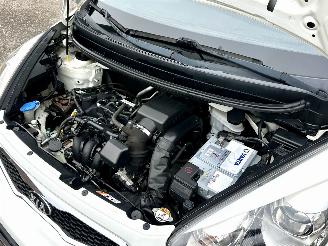 Kia Picanto 1.0 CVVT 69pk World Cup Ed 5drs - nap - airco - led - aux - usb - elektr pakket - lmv - privacy glass picture 65