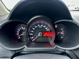 Kia Picanto 1.0 CVVT 69pk World Cup Ed 5drs - nap - airco - led - aux - usb - elektr pakket - lmv - privacy glass picture 17
