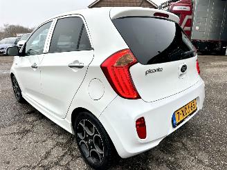Kia Picanto 1.0 CVVT 69pk World Cup Ed 5drs - nap - airco - led - aux - usb - elektr pakket - lmv - privacy glass picture 7