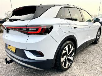 Volkswagen ID.4 Gereserveerd 77kWh 204pk aut First Edition - nap - 20 inch - navi - keyless - sfeerverl - cam - front + line assist - trekh picture 4