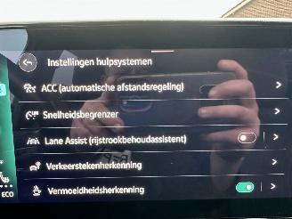 Volkswagen ID.4 77kWh 204pk aut First Edition - nap - 20 inch - navi - keyless - sfeerverl - cam - front + line assist - trekh picture 14