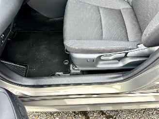 Toyota Yaris 1.5 Hybrid 115 automaat First Edition - nap - facelift - navi - camera - keyless - front + line assist - rijdbaar picture 49