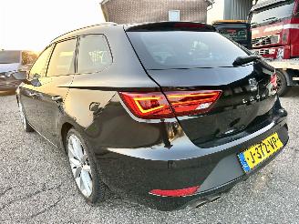Seat Leon ST 1.5 TSI 150pk 7-traps aut + f1 FR - nap - nav - cam - keyless - sfeerverl - virtual - front + line assist picture 7