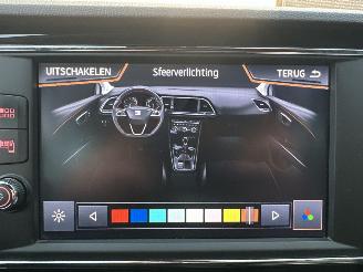 Seat Leon ST 1.5 TSI 150pk 7-traps aut + f1 FR - nap - nav - cam - keyless - sfeerverl - virtual - front + line assist picture 17