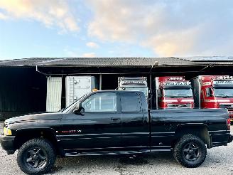 skadebil bedrijf Dodge Ram 1500 V8 Magnum 4x4 lpg automaat - nap - uitlaat klepsysteem - airco - cruise - leer - 4x goede banden - trekh 1998/7