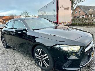 Mercedes A-klasse 180 136pk aut Bus.Sol. Luxury - nap - widescreen - leer - sfeerverl - front + line assist - camera - navi picture 4