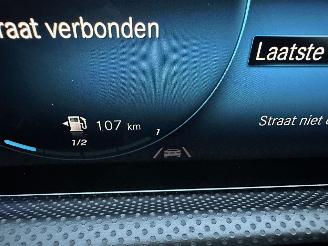 Mercedes A-klasse Gereserveerd 180 136pk aut Bus.Sol. Luxury - nap - widescreen - leer - sfeerverl - front + line assist - camera - navi picture 28