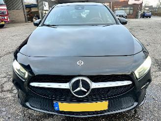Mercedes A-klasse 180 136pk aut Bus.Sol. Luxury - nap - widescreen - leer - sfeerverl - front + line assist - camera - navi picture 3