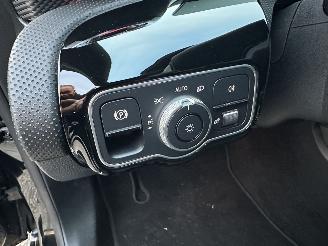 Mercedes A-klasse Gereserveerd 180 136pk aut Bus.Sol. Luxury - nap - widescreen - leer - sfeerverl - front + line assist - camera - navi picture 57