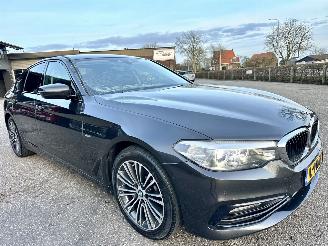 BMW 5-serie 530i 252pk aut + f1 High Exe sedan picture 5