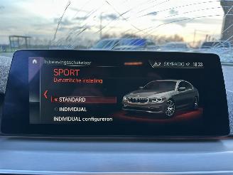 BMW 5-serie 530i 252pk aut + f1 High Exe Sportline sedan - head up - navi - camera - keyless - front + line + side assist picture 38