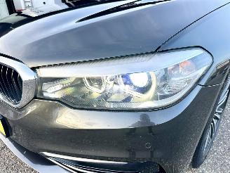 BMW 5-serie 530i 252pk aut + f1 High Exe Sportline sedan - head up - navi - camera - keyless - front + line + side assist picture 120