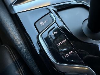 BMW 5-serie 530i 252pk aut + f1 High Exe Sportline sedan - head up - navi - camera - keyless - front + line + side assist picture 40