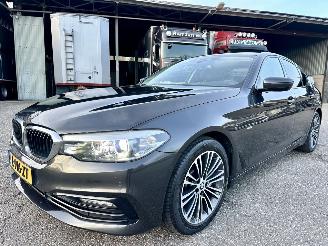 BMW 5-serie 530i 252pk aut + f1 High Exe sedan picture 2