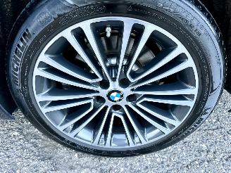 BMW 5-serie 530i 252pk aut + f1 High Exe Sportline sedan - head up - navi - camera - keyless - front + line + side assist picture 85