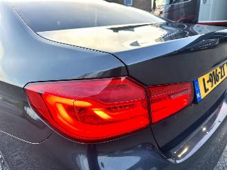 BMW 5-serie 530i 252pk aut + f1 High Exe Sportline sedan - head up - navi - camera - keyless - front + line + side assist picture 99