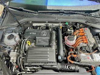 Volkswagen Golf GTE 1.4 TSI 225pk aut + f1 5drs - nap - pano - leer - navi - camera - acc - front assist - schroefset + 18 inch picture 93