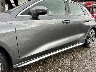 Audi A3 Sportback 30 TFSI Hybrid 122pk aut + f1 S-Edition - nap - 3x S-line - virtual - front + line assist - keyless entry + start picture 97