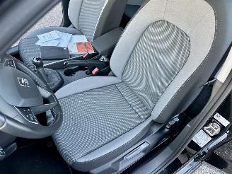 Seat Ibiza 1.0 TSI 95pk Style Business Intense - nap - navi - camera - front assist - pdc v+a - privacy glass - 1e eig - rijdbaar picture 23