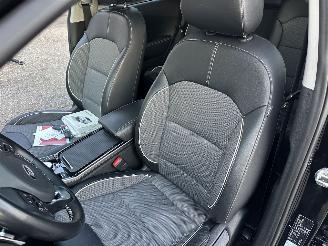 Kia e-Niro 64kWh 204pk aut + f1 DynamicPlusLine - nap - schuifdak elektr - keyless - front + line assist - stuur + stoelverw picture 15