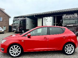 Vaurioauto  passenger cars Seat Ibiza 1.0 EcoTSI 95pk FR Connect - nap - xenon - led - navi - clima - cruise - pdc v+a - 17 inch lmv - 1e eigenaar 2015/11