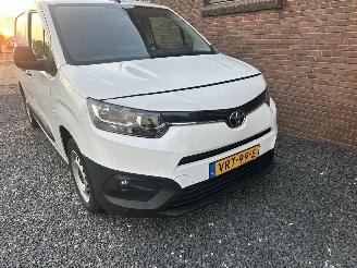 Toyota Proace City 1.5 D-4D 131pk 8-Traps aut + f1 Live - nap - camera - apple carplay + android - airco - cruise - pdc v+a picture 65