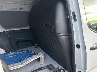 Toyota Proace City 1.5 D-4D 131pk 8-Traps aut + f1 Live - nap - camera - apple carplay + android - airco - cruise - pdc v+a picture 53