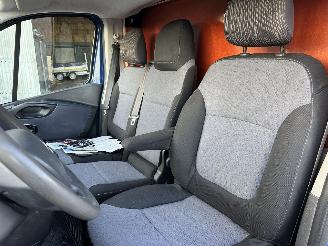 Opel Vivaro 1.6 CDTI 120pk 6-bak euro.6 L2/H1 Edition 3Pers - nap - navi - airco - cruise - pdc - 2x schuifdeur - trekh picture 18