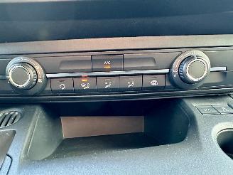 Peugeot Partner 1.5 BlueHDI 131pk 8-Traps aut + f1 Grip Long 3Pers - nap - camera - airco - carplay - 82dkm nieuw distr.riem - pdc v+a picture 15