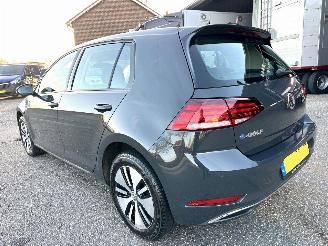 Volkswagen e-Golf gereserveerd 136pk aut E-DITION 5drs - 33dkm nap - front assist - clima - cruise - pdc v+a - keyless entry + start - stoelverw picture 5