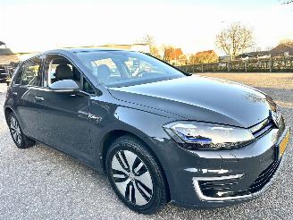 Volkswagen e-Golf gereserveerd 136pk aut E-DITION 5drs - 33dkm nap - front assist - clima - cruise - pdc v+a - keyless entry + start - stoelverw picture 3