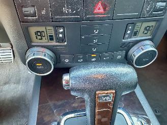 Volkswagen Touareg 4.2 V8 4WD 310pk aut Highl - org nl + nap - luchtvering - schuifdak - leer - memory l+r - clima + cruise - 20 inch picture 35