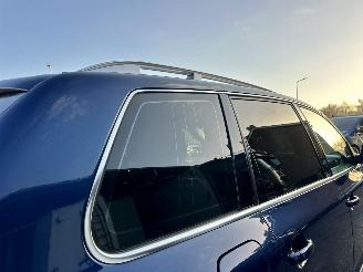 Volkswagen Touareg 4.2 V8 4WD 310pk aut Highl - org nl + nap - luchtvering - schuifdak - leer - memory l+r - clima + cruise - 20 inch picture 89