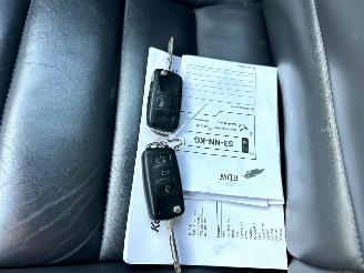 Volkswagen Touareg 4.2 V8 4WD 310pk aut Highl - org nl + nap - luchtvering - schuifdak - leer - memory l+r - clima + cruise - 20 inch picture 28