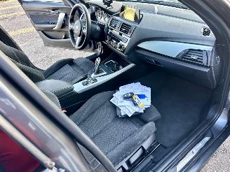 BMW 1-serie 120i 177pk 8-traps aut M-Sport - schuifdak - navi - pdc - keyless - alcantara - zwarte hemel - stoelverw picture 21