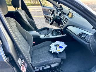 BMW 1-serie 120i 177pk 8-traps aut M-Sport - schuifdak - navi - pdc - keyless - alcantara - zwarte hemel - stoelverw picture 58