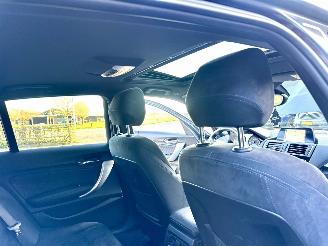 BMW 1-serie 120i 177pk 8-traps aut M-Sport - schuifdak - navi - pdc - keyless - alcantara - zwarte hemel - stoelverw picture 60