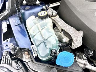 Volvo V-40 2.0 D4 190pk 6-bak Ocean Race Bus - pano - xenon - nap - navi - camera - pdc v+a - memory - trekh picture 85