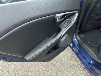 Volvo V-40 2.0 D4 190pk 6-bak Ocean Race Bus - pano - xenon - nap - navi - camera - pdc v+a - memory - trekh picture 75