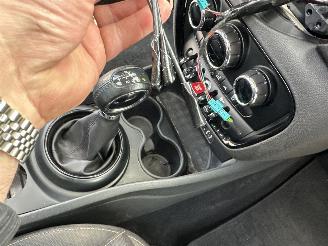 Mini Clubman Cooper 1.5T 136pk 6-traps aut - pano - nap - 1e eig - keyless entry + start - line assist - clima + cruise contr picture 49