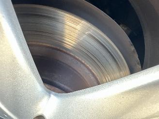 Mini Clubman Cooper 1.5T 136pk 6-traps aut - pano - nap - 1e eig - keyless entry + start - line assist - clima + cruise contr picture 83