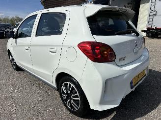 Mitsubishi Space-star 1.0i 71pk Cool+ 5drs - nap - airco - elektr pakket - licht + regensensor - facelift - 4x nieuwe banden picture 7