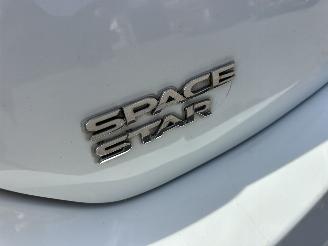 Mitsubishi Space-star 1.0i 71pk Cool+ 5drs - nap - airco - elektr pakket - licht + regensensor - facelift - 4x nieuwe banden picture 52