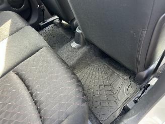 Mitsubishi Space-star 1.0i 71pk Cool+ 5drs - nap - airco - elektr pakket - licht + regensensor - facelift - 4x nieuwe banden picture 38